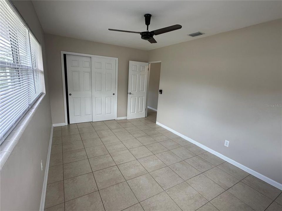 For Sale: $379,900 (2 beds, 1 baths, 1100 Square Feet)