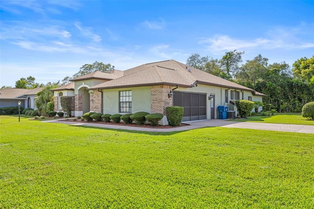 For Sale: $380,000 (3 beds, 2 baths, 2219 Square Feet)