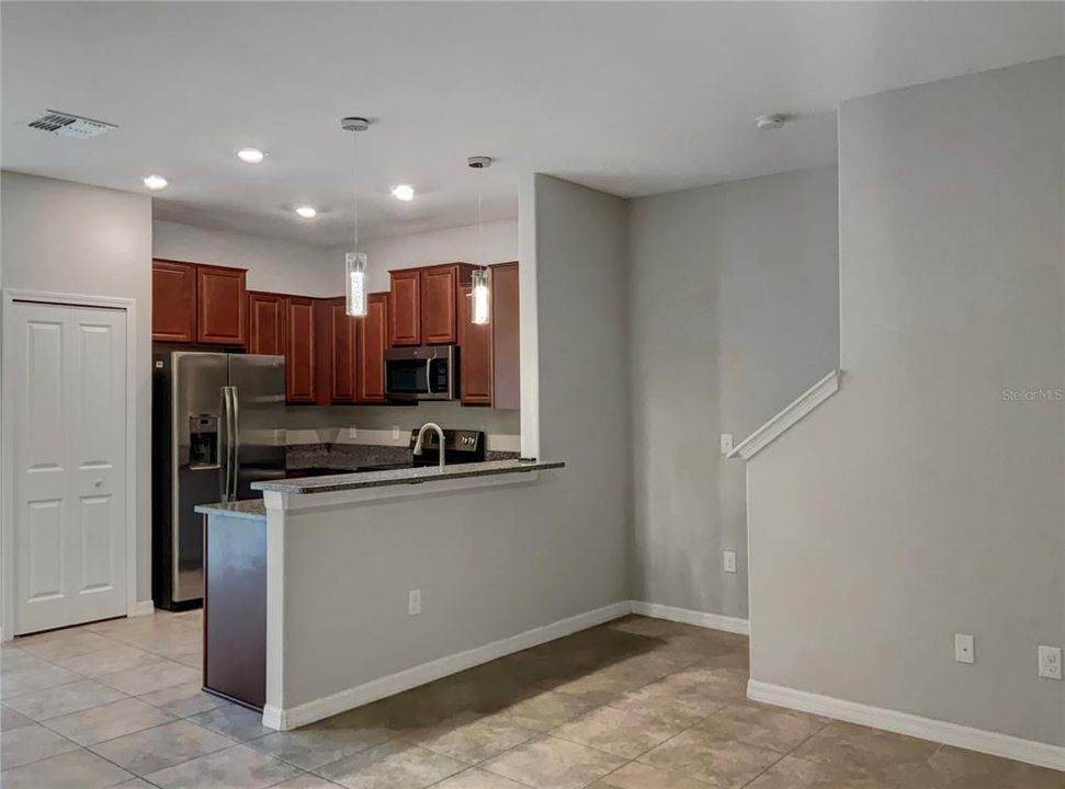 For Sale: $267,000 (3 beds, 2 baths, 1701 Square Feet)