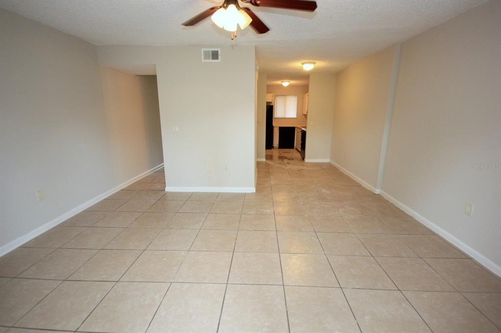 For Rent: $1,595 (2 beds, 1 baths, 1032 Square Feet)