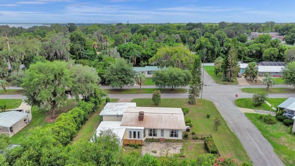 For Sale: $287,000 (3 beds, 2 baths, 1906 Square Feet)