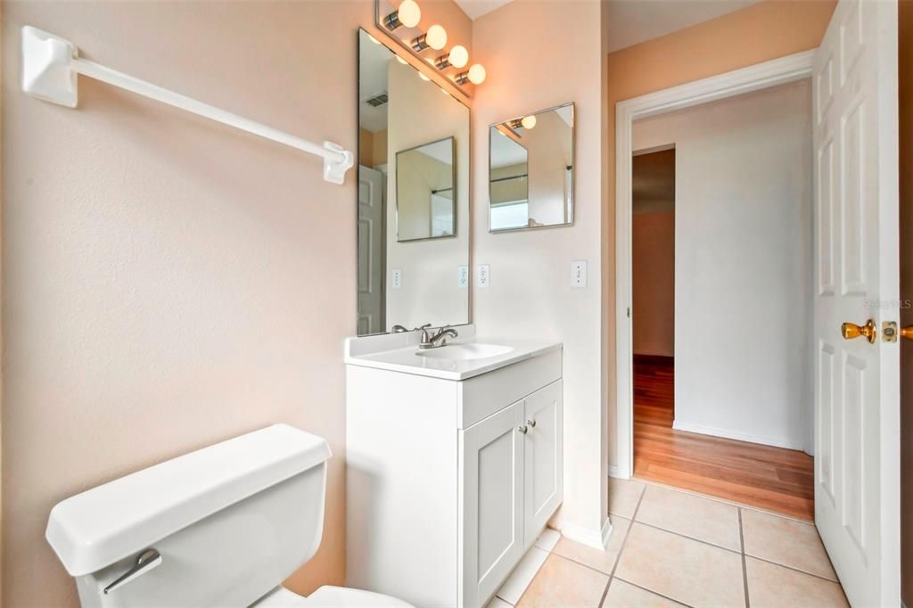 2nd Bathroom