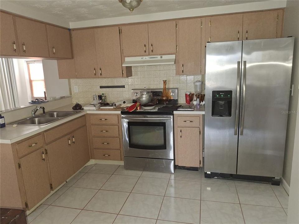 For Rent: $1,600 (2 beds, 2 baths, 1368 Square Feet)