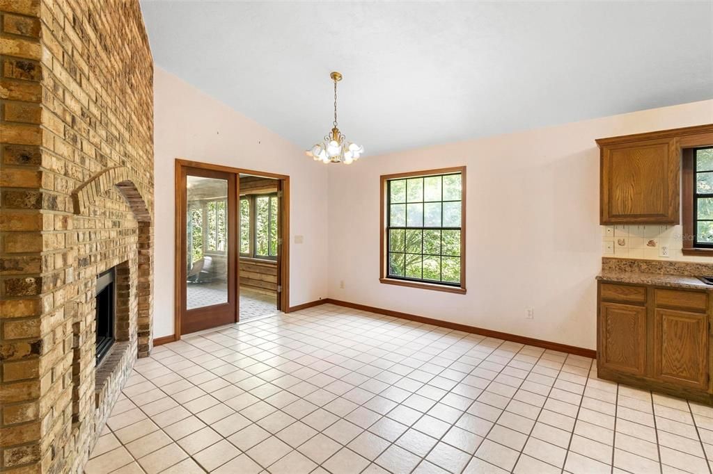 For Sale: $459,900 (3 beds, 2 baths, 1794 Square Feet)