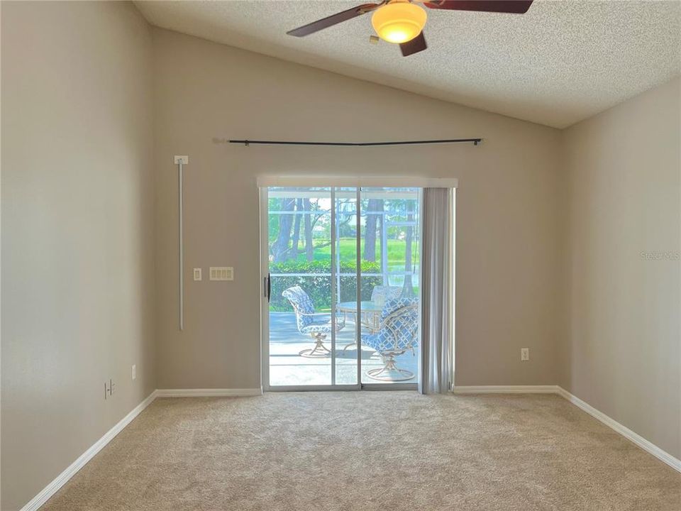 Active With Contract: $2,495 (3 beds, 2 baths, 1574 Square Feet)