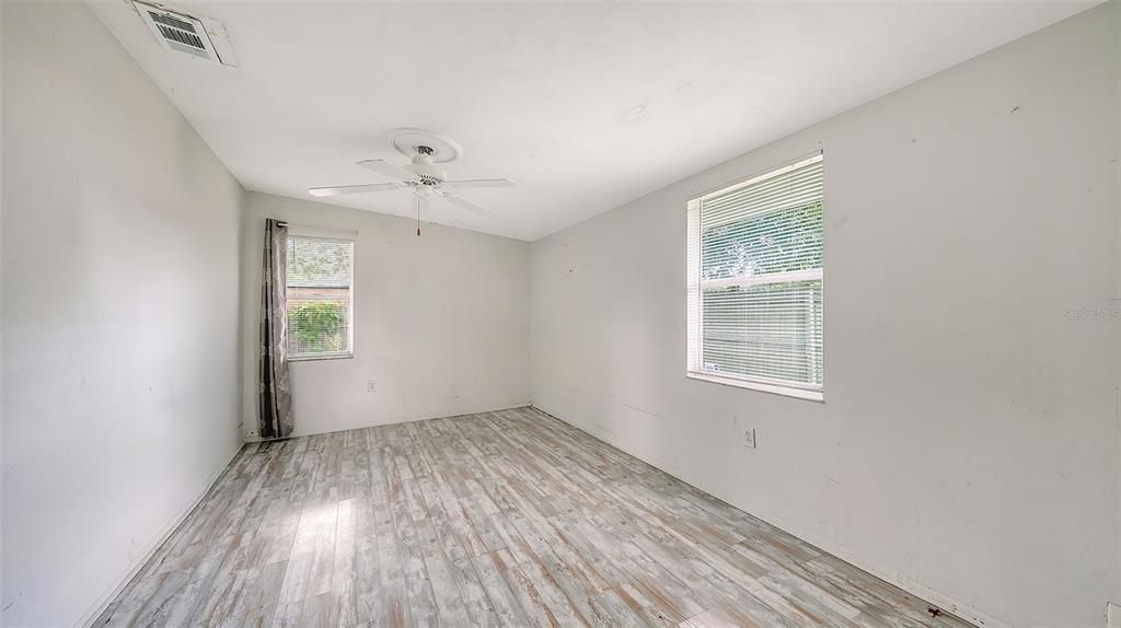 Active With Contract: $2,900 (4 beds, 2 baths, 2057 Square Feet)