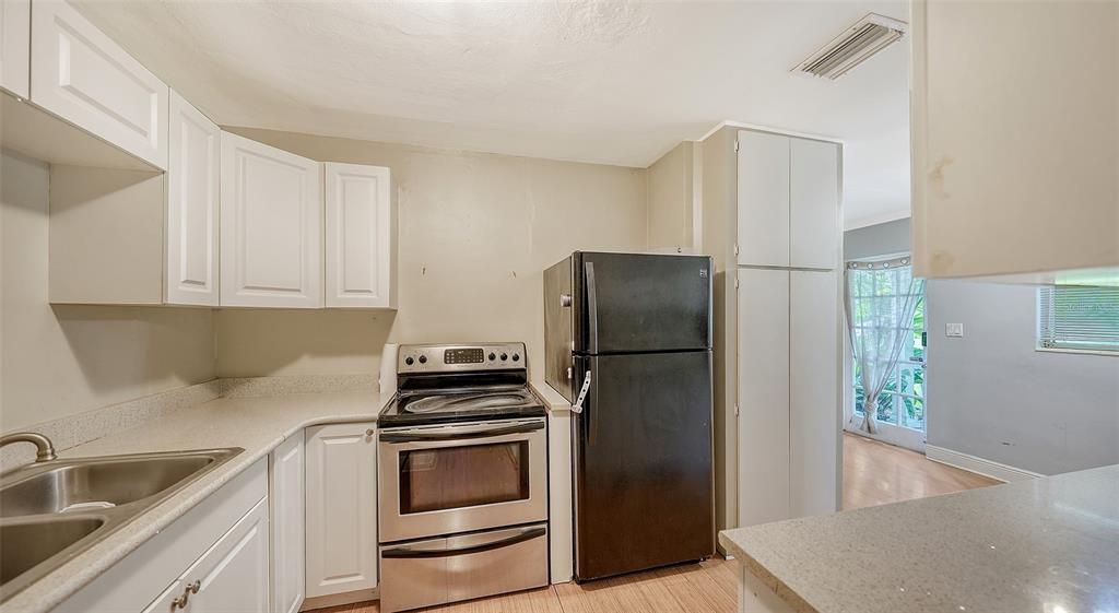 Active With Contract: $2,900 (4 beds, 2 baths, 2057 Square Feet)