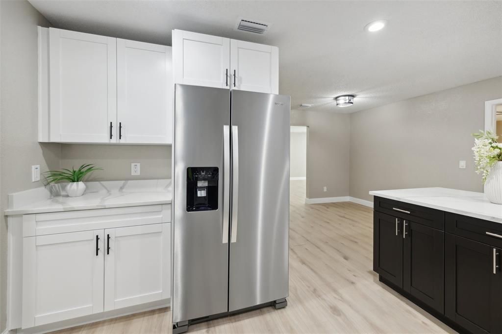 Active With Contract: $575,000 (4 beds, 2 baths, 2333 Square Feet)