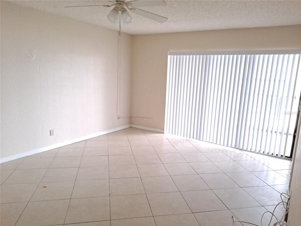 For Rent: $2,900 (2 beds, 2 baths, 1111 Square Feet)