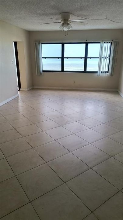 For Rent: $3,000 (2 beds, 2 baths, 1111 Square Feet)