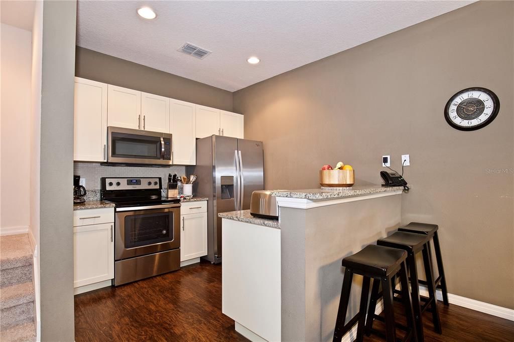 For Sale: $330,000 (3 beds, 2 baths, 1300 Square Feet)