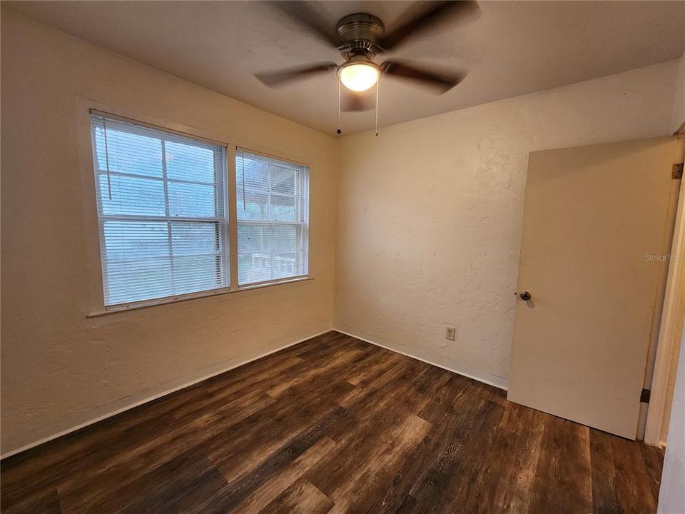 For Rent: $1,000 (2 beds, 1 baths, 750 Square Feet)