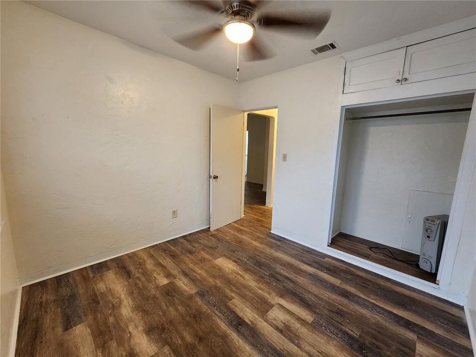 For Rent: $1,000 (2 beds, 1 baths, 750 Square Feet)