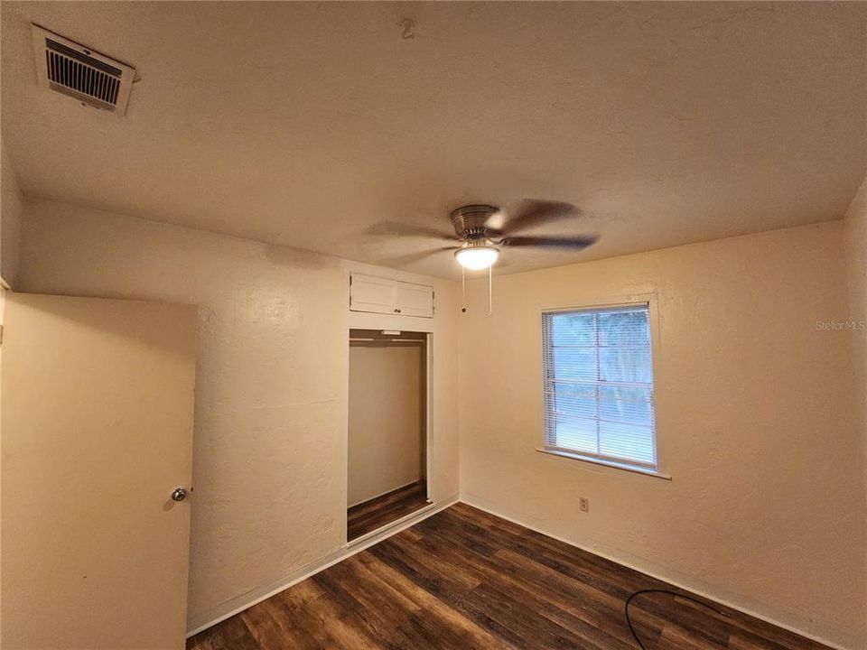 For Rent: $1,000 (2 beds, 1 baths, 750 Square Feet)