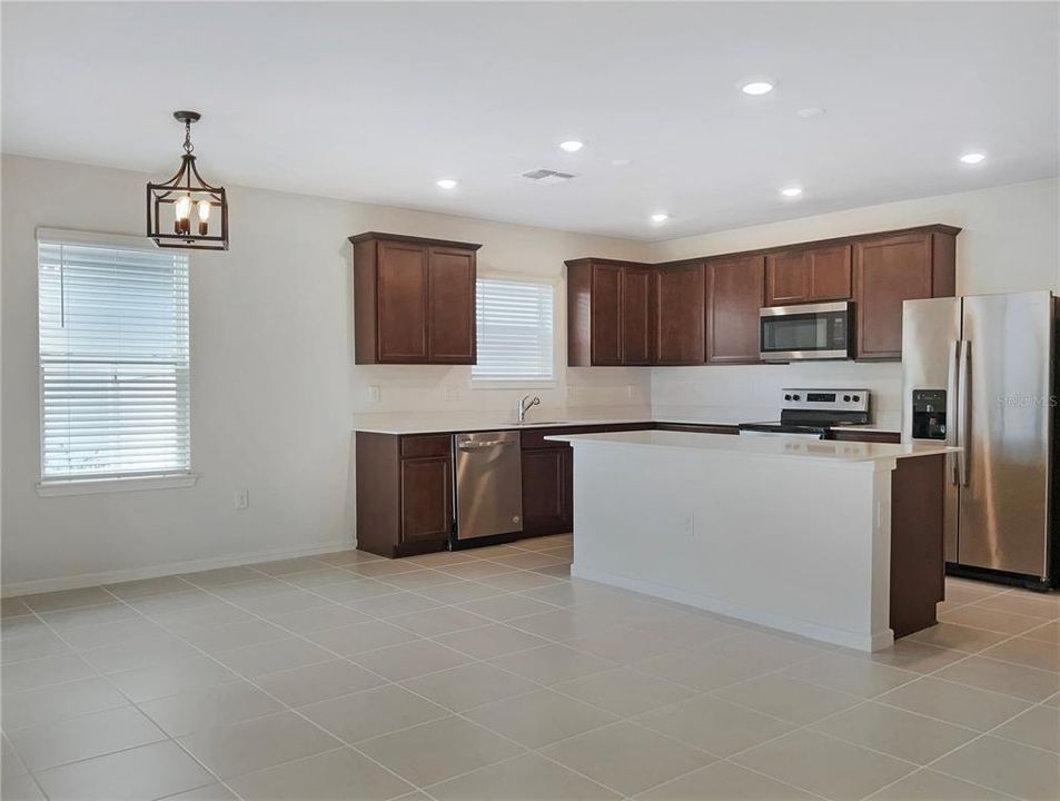 For Sale: $346,000 (4 beds, 2 baths, 1844 Square Feet)