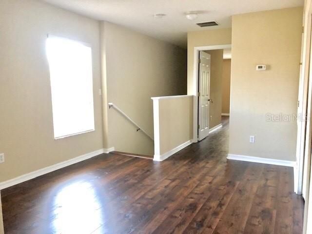 For Rent: $2,500 (3 beds, 2 baths, 1828 Square Feet)