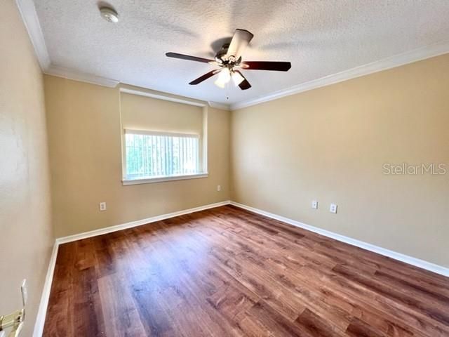 For Rent: $3,298 (3 beds, 2 baths, 2238 Square Feet)