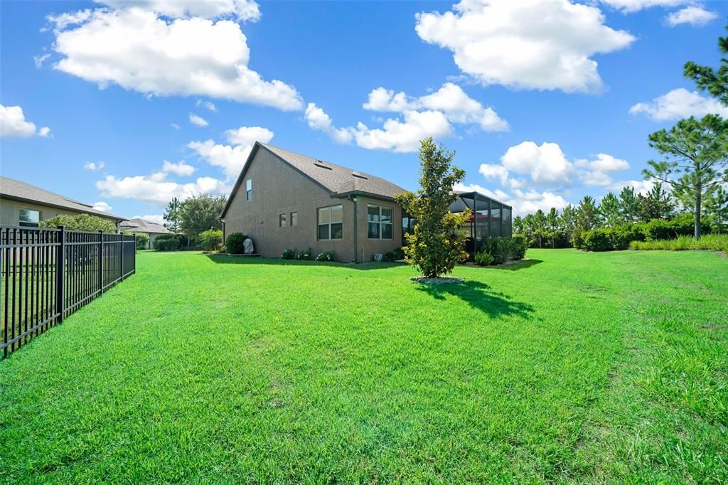 Active With Contract: $498,500 (3 beds, 3 baths, 2534 Square Feet)