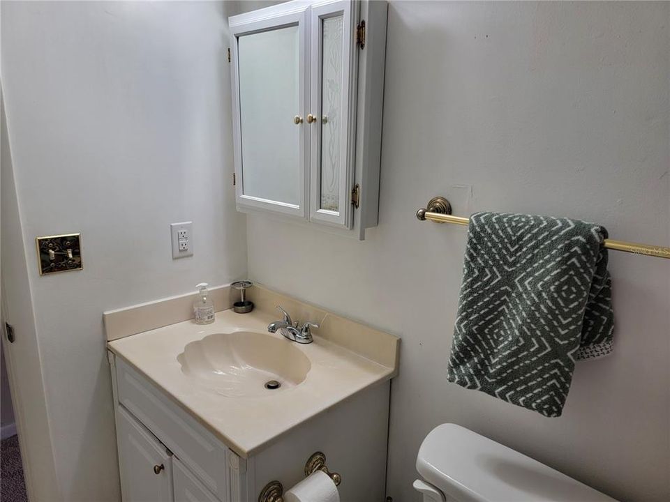 For Rent: $2,500 (2 beds, 2 baths, 1040 Square Feet)