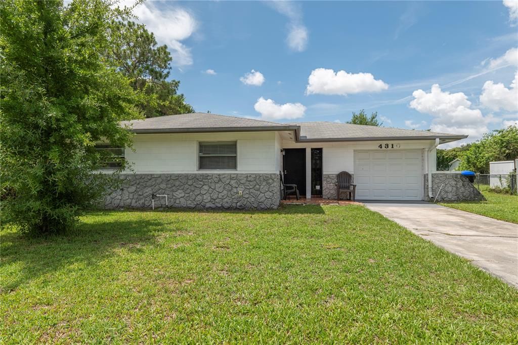 Recently Sold: $269,900 (3 beds, 2 baths, 1113 Square Feet)