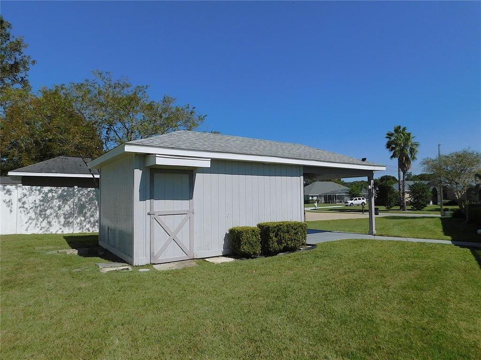 For Sale: $399,900 (3 beds, 2 baths, 1961 Square Feet)