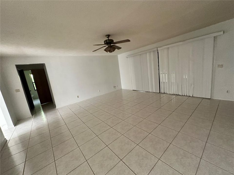 For Rent: $1,600 (3 beds, 2 baths, 2063 Square Feet)