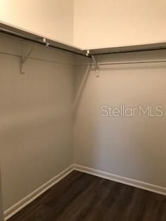 For Rent: $1,300 (2 beds, 1 baths, 1027 Square Feet)