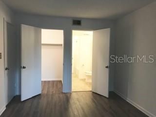 For Rent: $1,300 (2 beds, 1 baths, 1027 Square Feet)