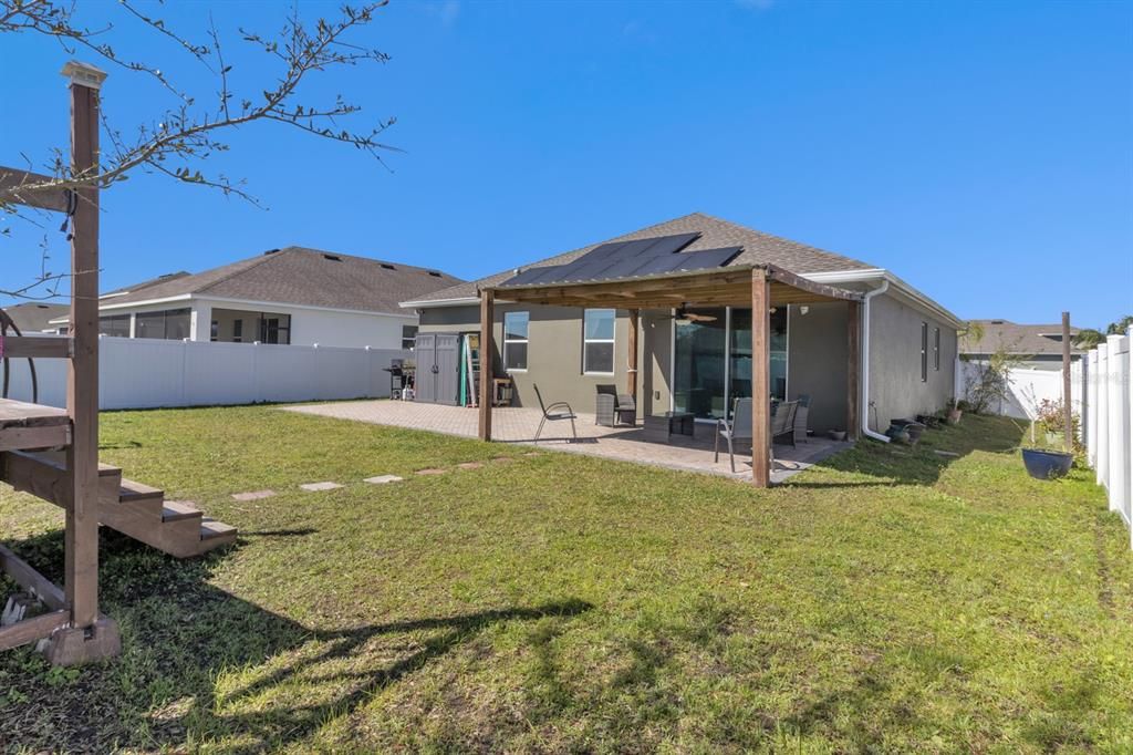 For Sale: $410,000 (4 beds, 2 baths, 1677 Square Feet)