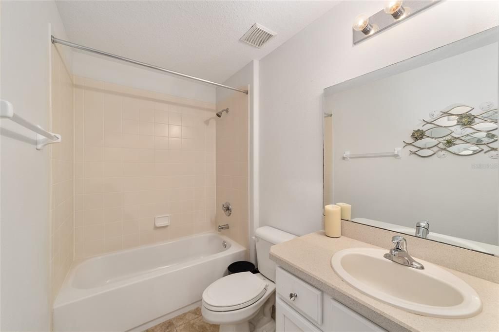 待售: $420,000 (3 贝兹, 2 浴室, 1768 平方英尺)