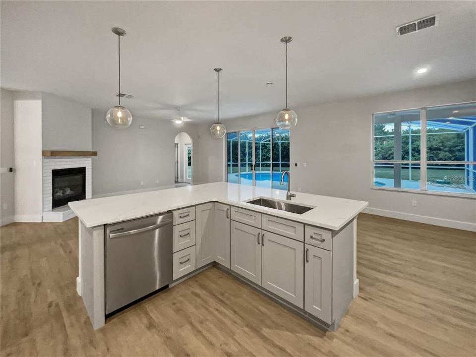 Active With Contract: $875,000 (5 beds, 3 baths, 3088 Square Feet)