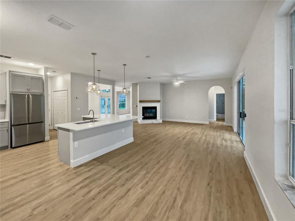 Active With Contract: $875,000 (5 beds, 3 baths, 3088 Square Feet)