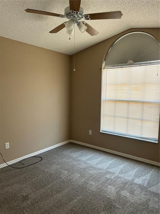 For Rent: $2,200 (3 beds, 2 baths, 1352 Square Feet)