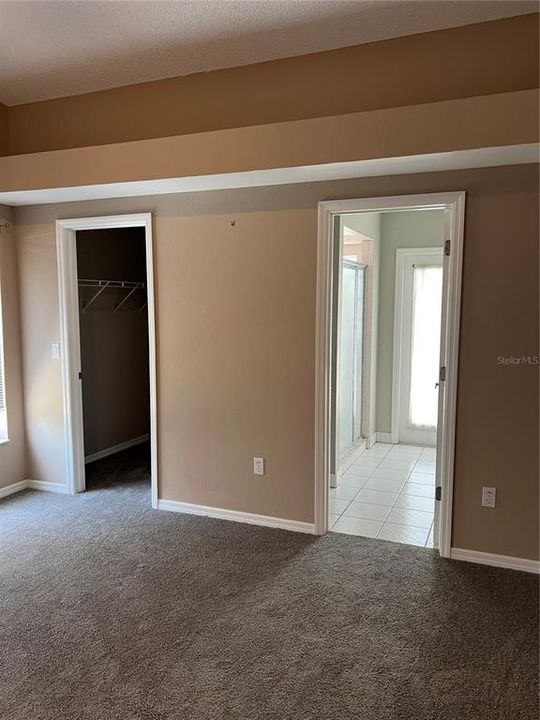 Active With Contract: $2,200 (3 beds, 2 baths, 1352 Square Feet)