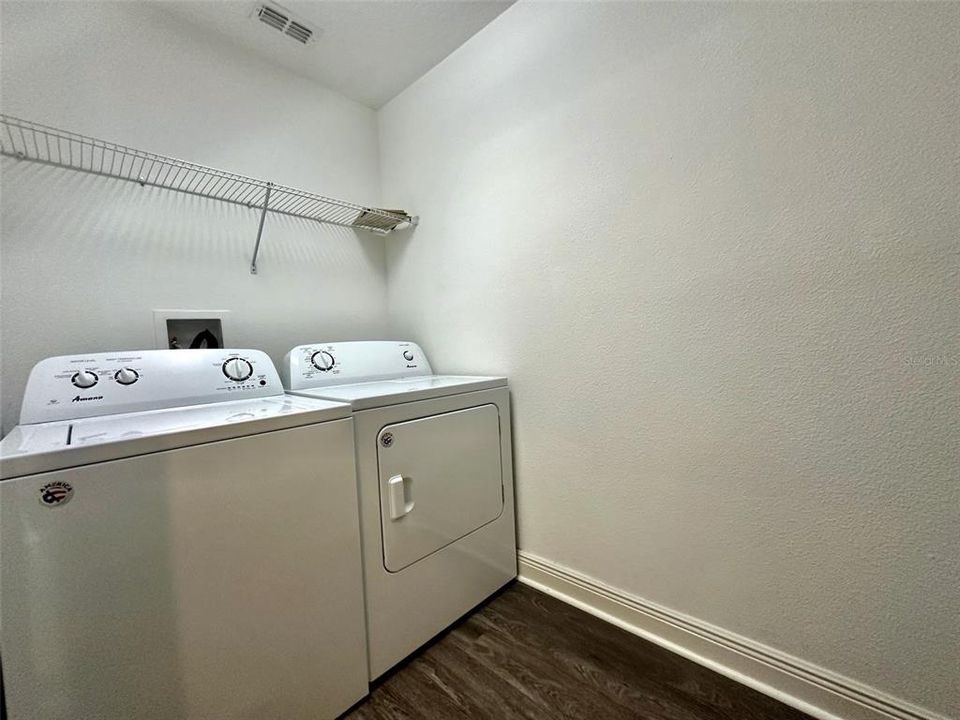 出租: $2,800 (3 贝兹, 2 浴室, 1936 平方英尺)