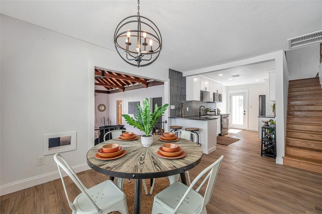 For Sale: $649,000 (3 beds, 2 baths, 1843 Square Feet)