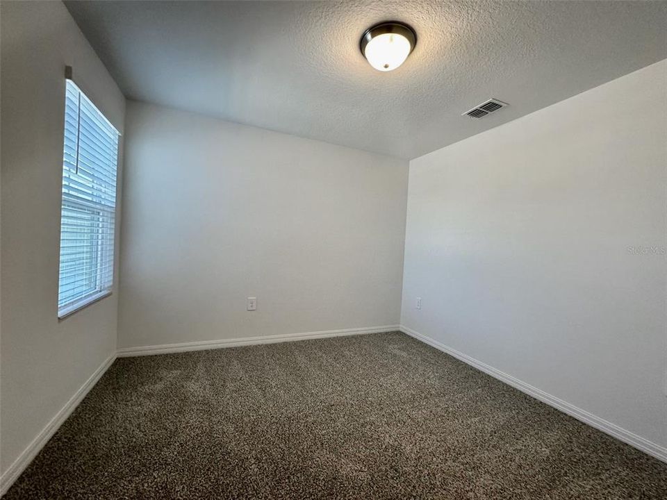 For Rent: $2,350 (3 beds, 2 baths, 1566 Square Feet)