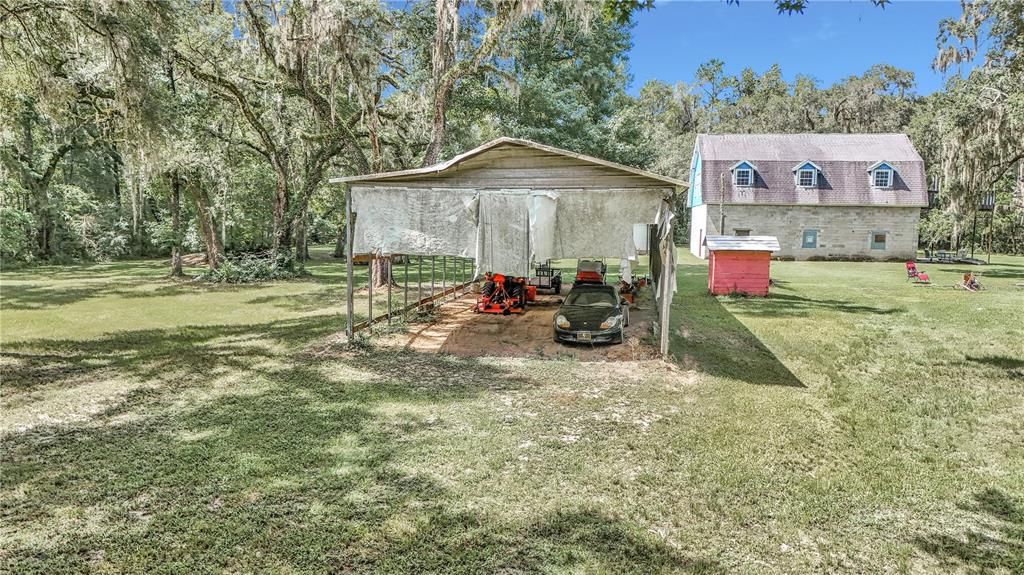 For Sale: $550,000 (3 beds, 2 baths, 1404 Square Feet)