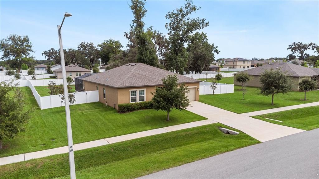 Active With Contract: $530,000 (4 beds, 2 baths, 1981 Square Feet)