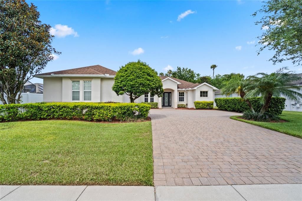 Active With Contract: $669,000 (4 beds, 3 baths, 2612 Square Feet)