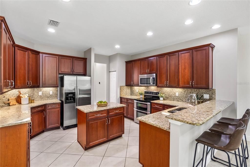 Active With Contract: $669,000 (4 beds, 3 baths, 2612 Square Feet)