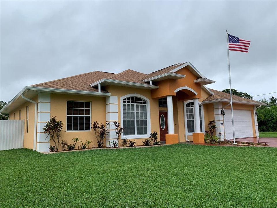 For Sale: $469,500 (4 beds, 2 baths, 2119 Square Feet)