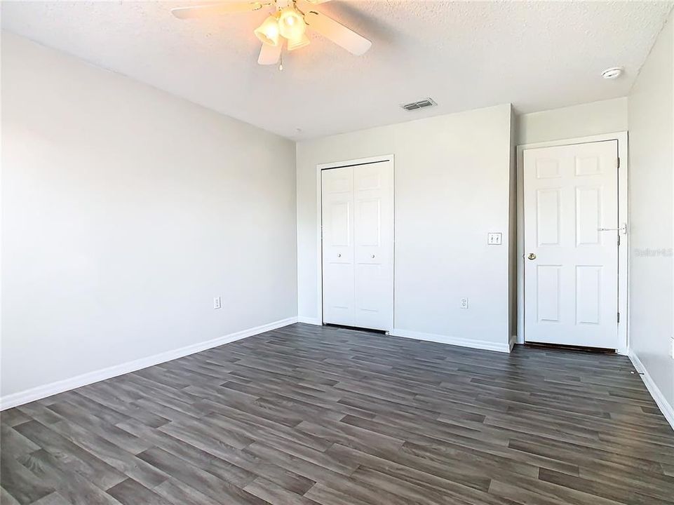 For Sale: $315,000 (4 beds, 2 baths, 2200 Square Feet)