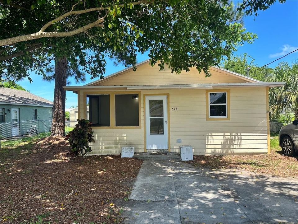 Recently Sold: $145,000 (3 beds, 2 baths, 780 Square Feet)