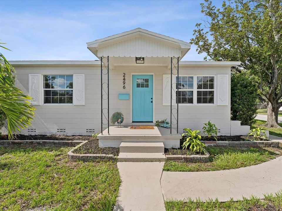 For Sale: $415,000 (3 beds, 1 baths, 1068 Square Feet)