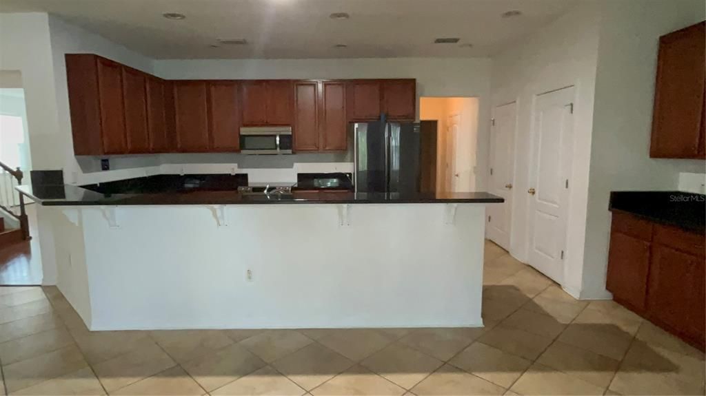 For Sale: $390,000 (4 beds, 2 baths, 3314 Square Feet)