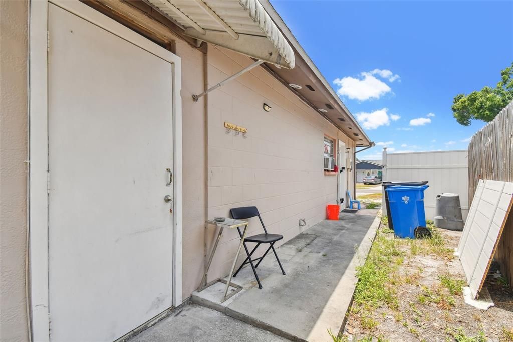 For Sale: $380,000 (3 beds, 2 baths, 1293 Square Feet)