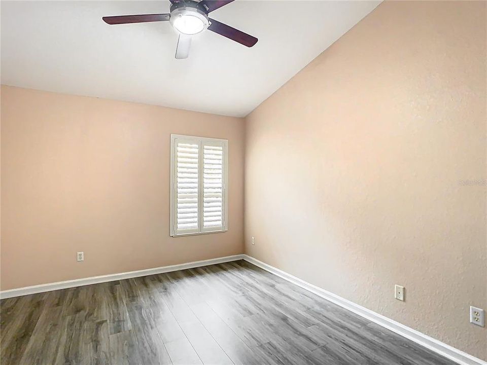 For Sale: $435,000 (3 beds, 2 baths, 1672 Square Feet)