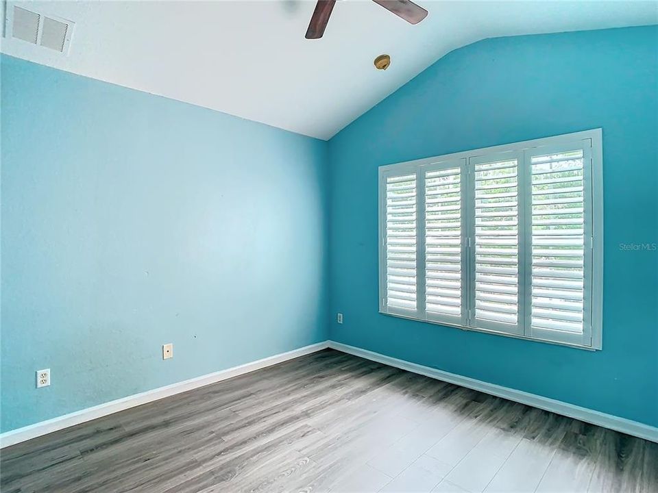 For Sale: $435,000 (3 beds, 2 baths, 1672 Square Feet)