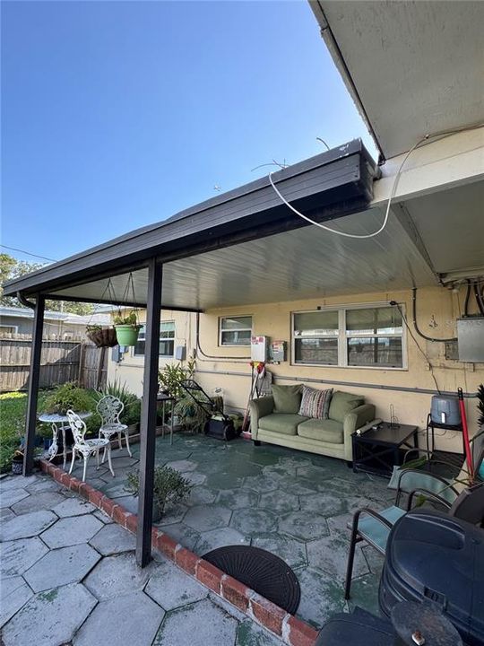 For Sale: $359,000 (4 beds, 1 baths, 1338 Square Feet)